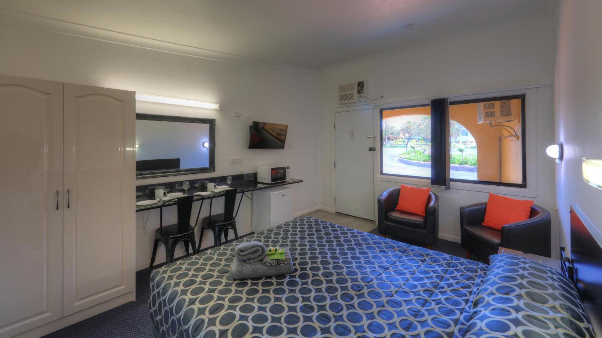 Twin Swans Motel Inverell Exterior photo